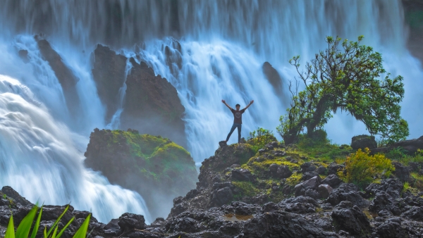 Sae Pong Lai Waterfall , Laos.