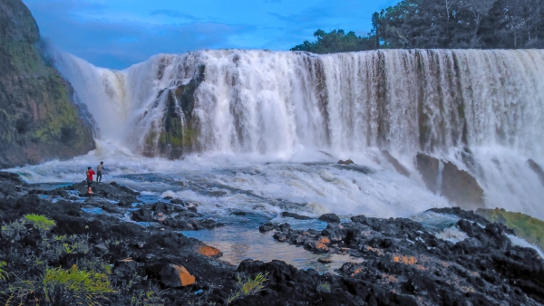 Sae Pong Lai Waterfall , Laos.