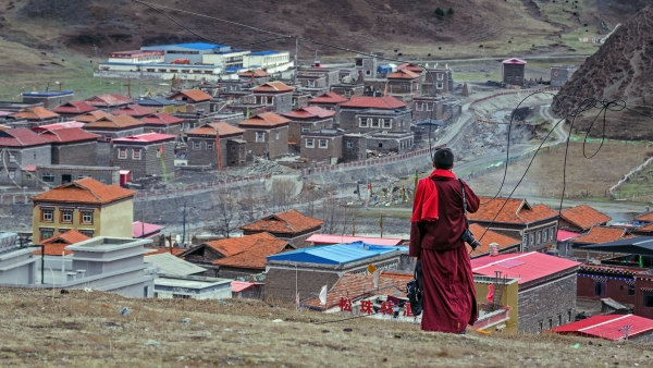 Tagong Grassland [Lhagang] is a small town in Garzê Tibetan Autonomous Prefecture of Western Sichuan Province, in South Western China.