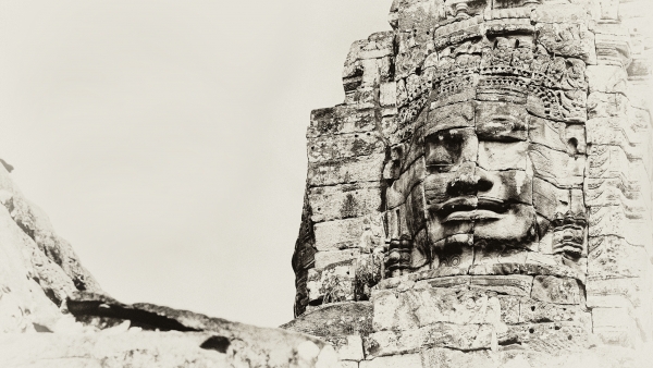 See Angkor Wat and Die