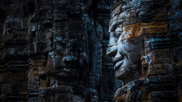 See Angkor Wat and Die